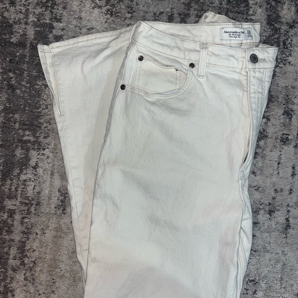 Abercrombie & F The 90/ Straight Ultra High Rise Curve Love 31/12